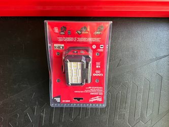Milwaukee m18 light and usb charging station