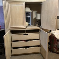 Full Wood Bedroom Set