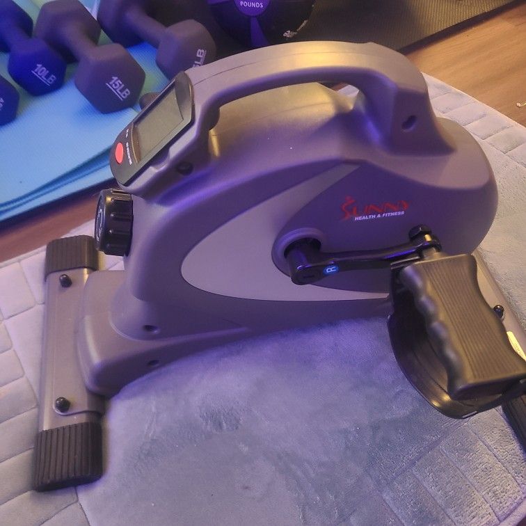 SUNNY Under Desk Bike/elliptical