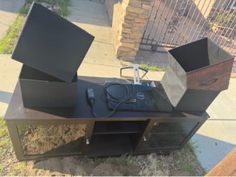 Random items first come first serve
