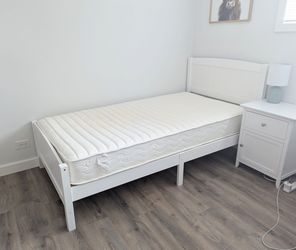Twin size bed white with mattress
