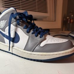 Jordan 1 Royal Blue 