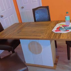 Juego de comedor 6 sillas 2 meces que lo compre