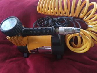 Compressor cyclone