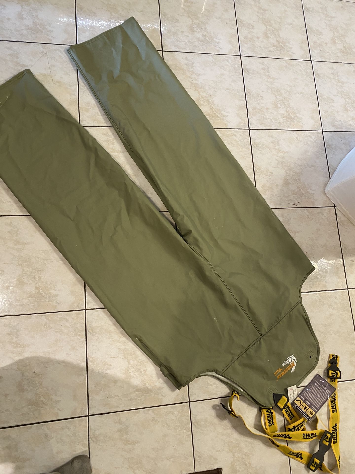 Viking 3110P-XL ~ Norseman Bib Pants - New With Tags