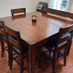 Solid Wood Dining Table Set with 4 Chairs and 1 Bench – Great Condition