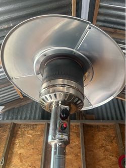 2 heat lamps