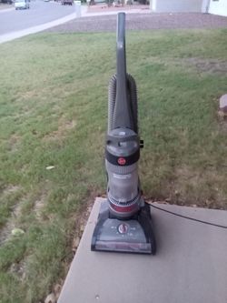 Hoover windtunnel cord rewind pro vacuum