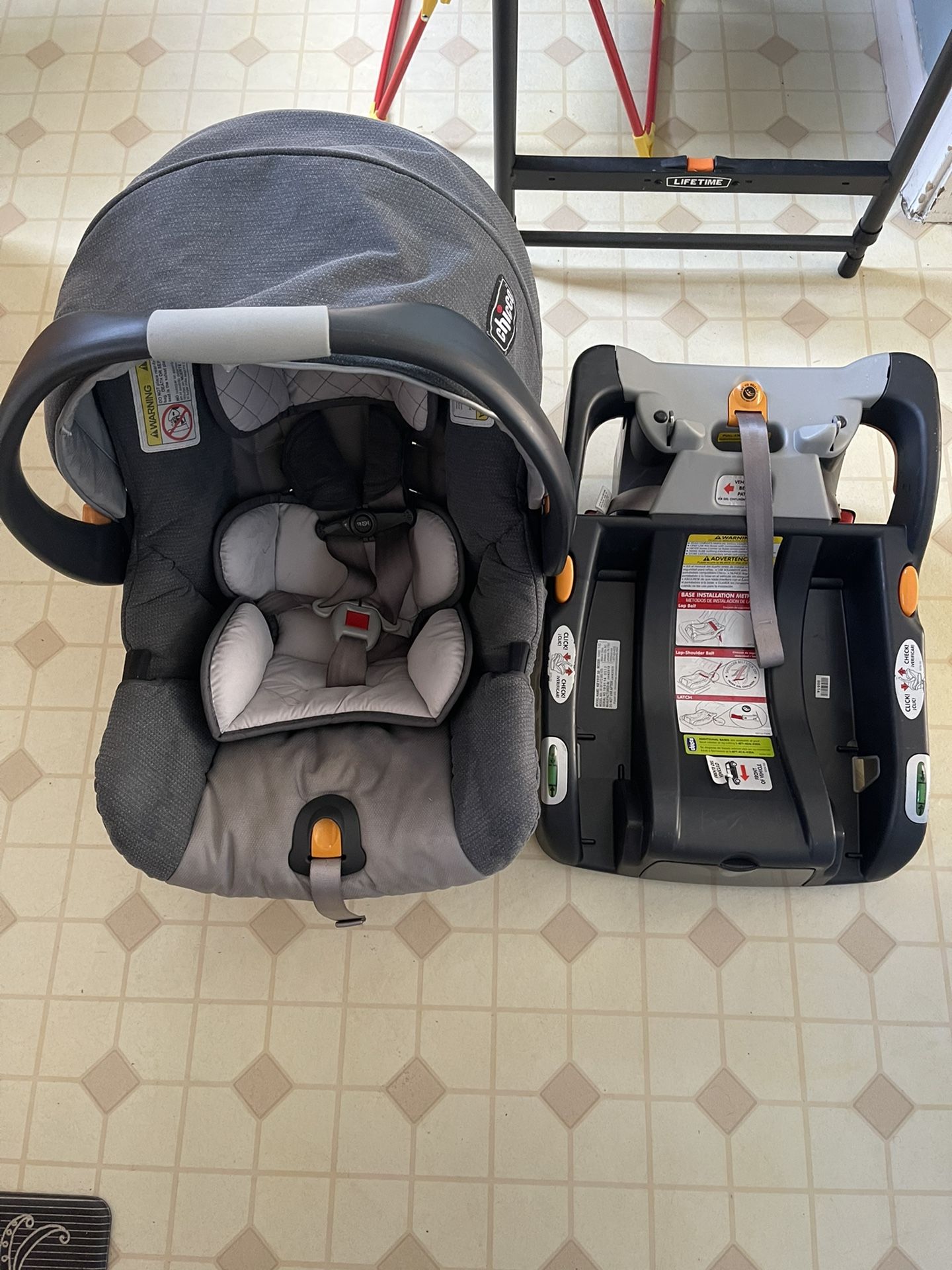 Chicco KeyFit 30 Infant Car Seat