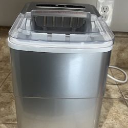 Portable Ice Maker 