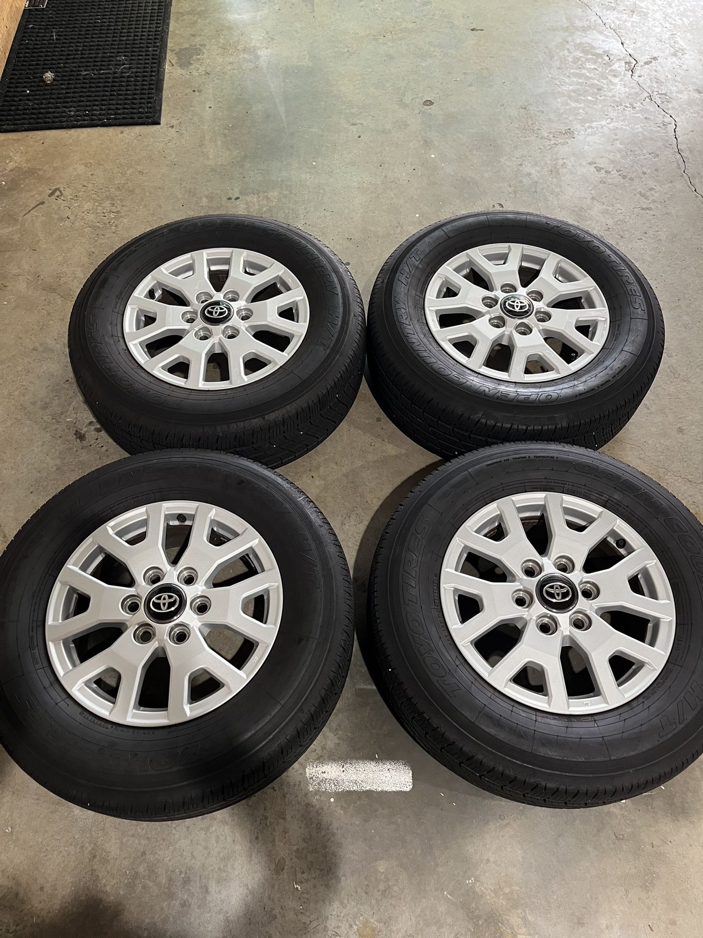 Toyota 17” Wheels & 245/70 R17 Tires