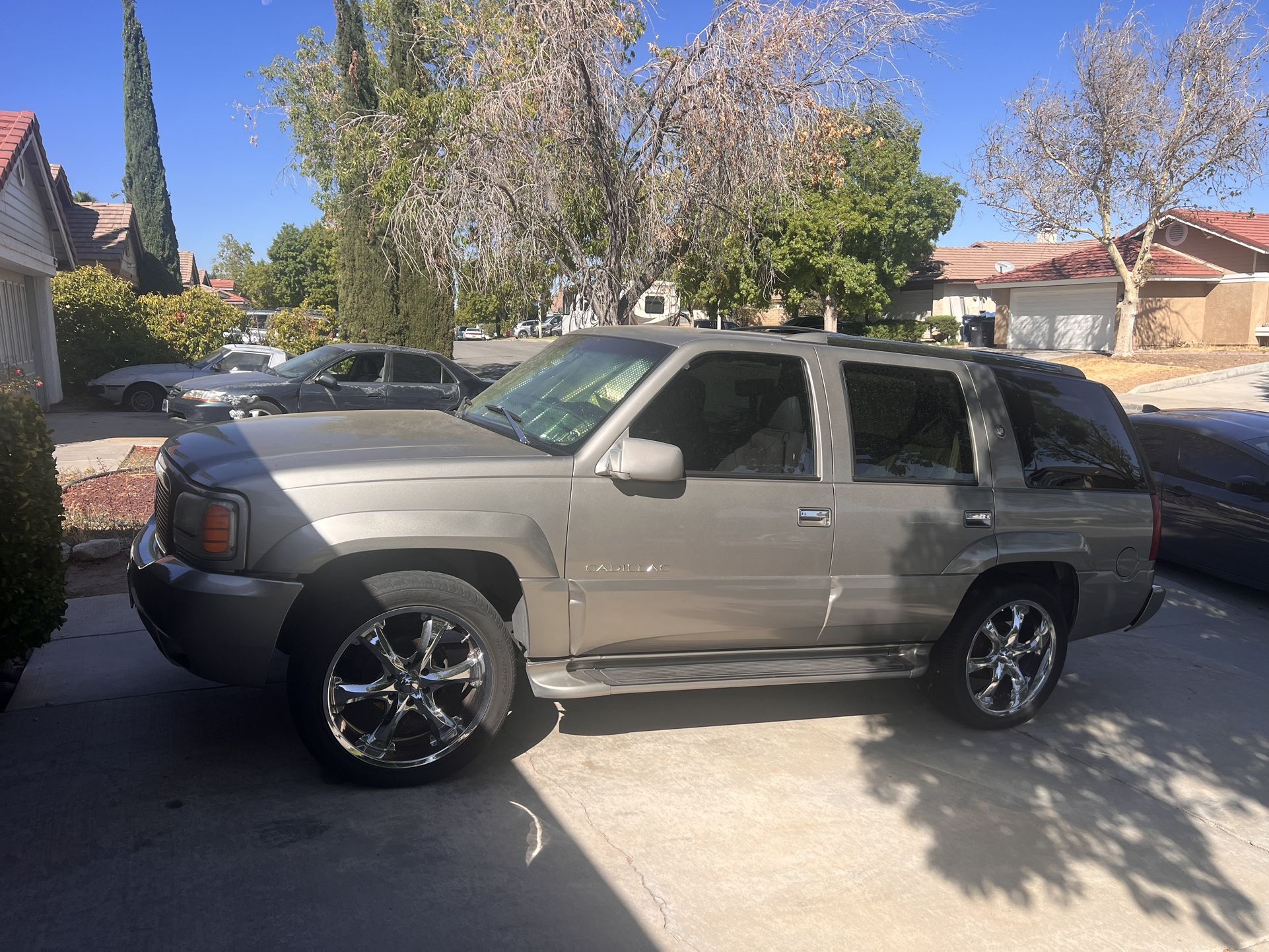 1999 Cadillac Escalade