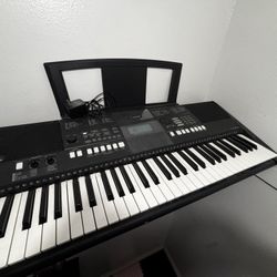 Yamaha PSR-E423 Portable Keyboard