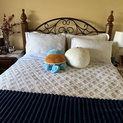 Must Sell! Queen Bed Set + Dresser & Nightstand – $350
