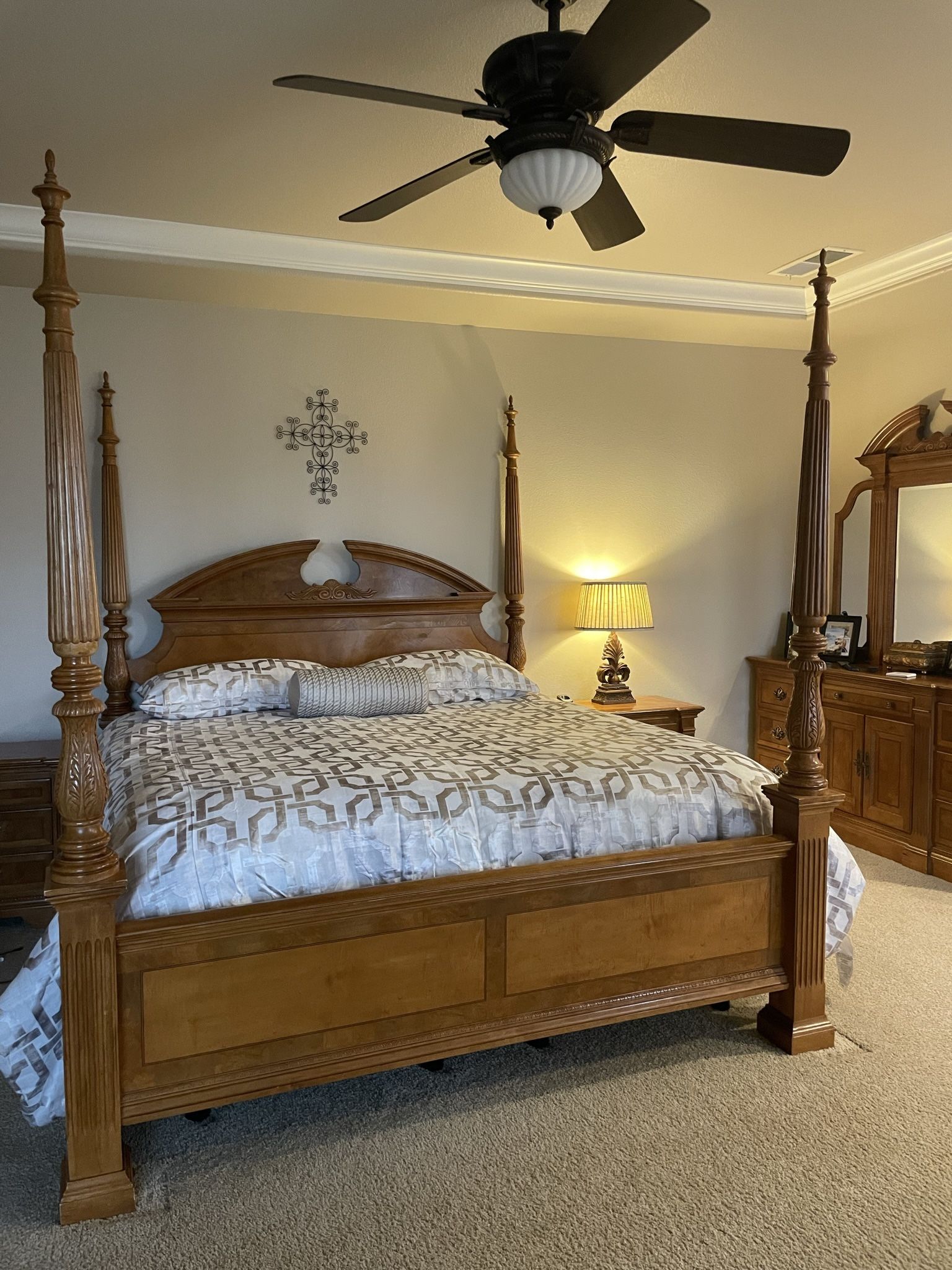 Cal King Bedroom Furniture