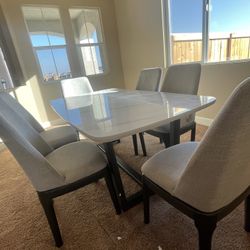Dining Table Set