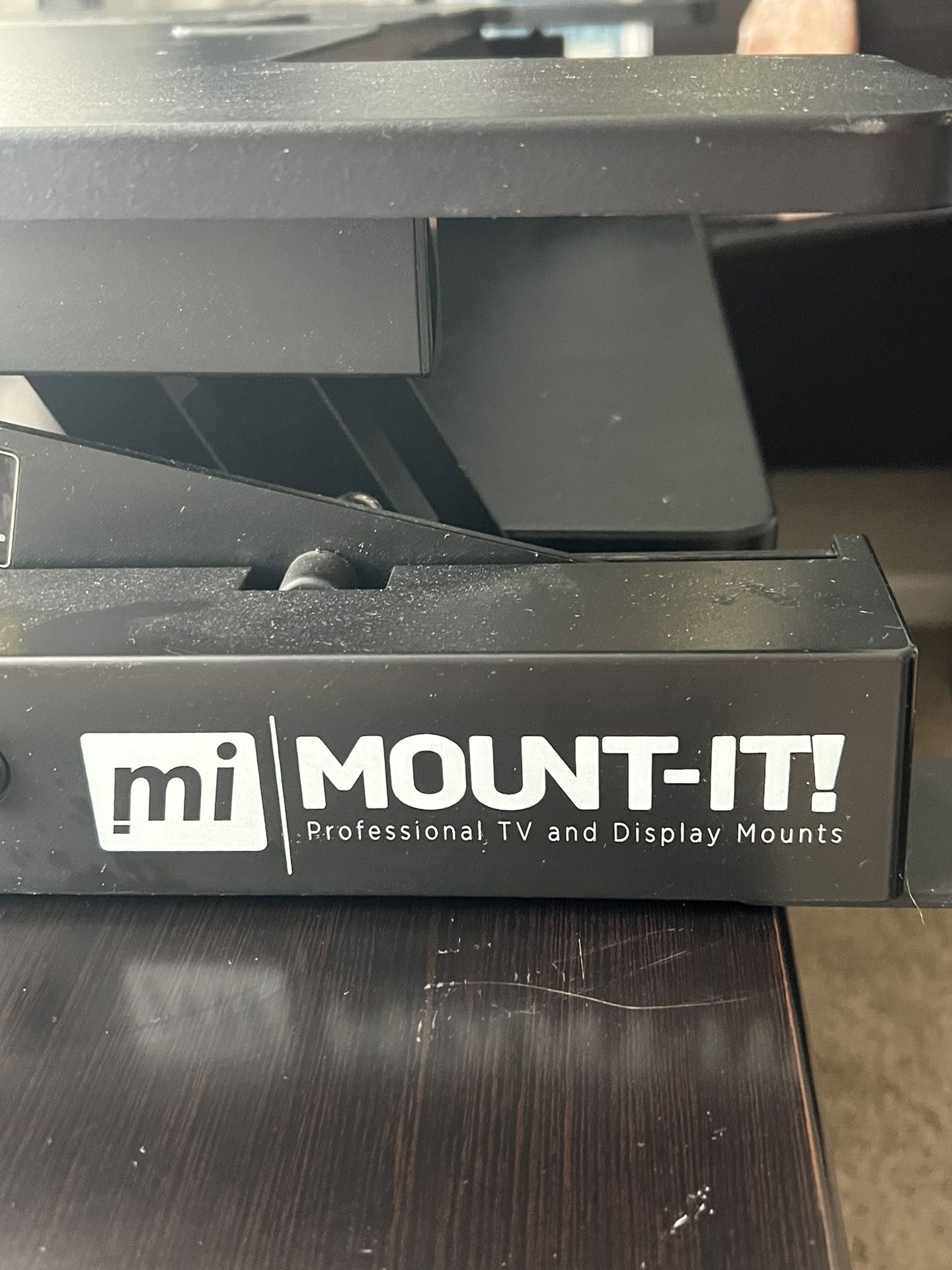 Perfect Condition Office Standing Desk Mount