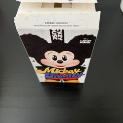 Popmart Mickey Family 