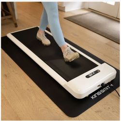 Brand new foldable walking mat 