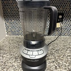 NutriBullet Blender (Full Size) with suction cups