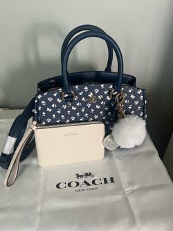 Coach Savannah Small Carryall Bag With Floral Print And Wristlet