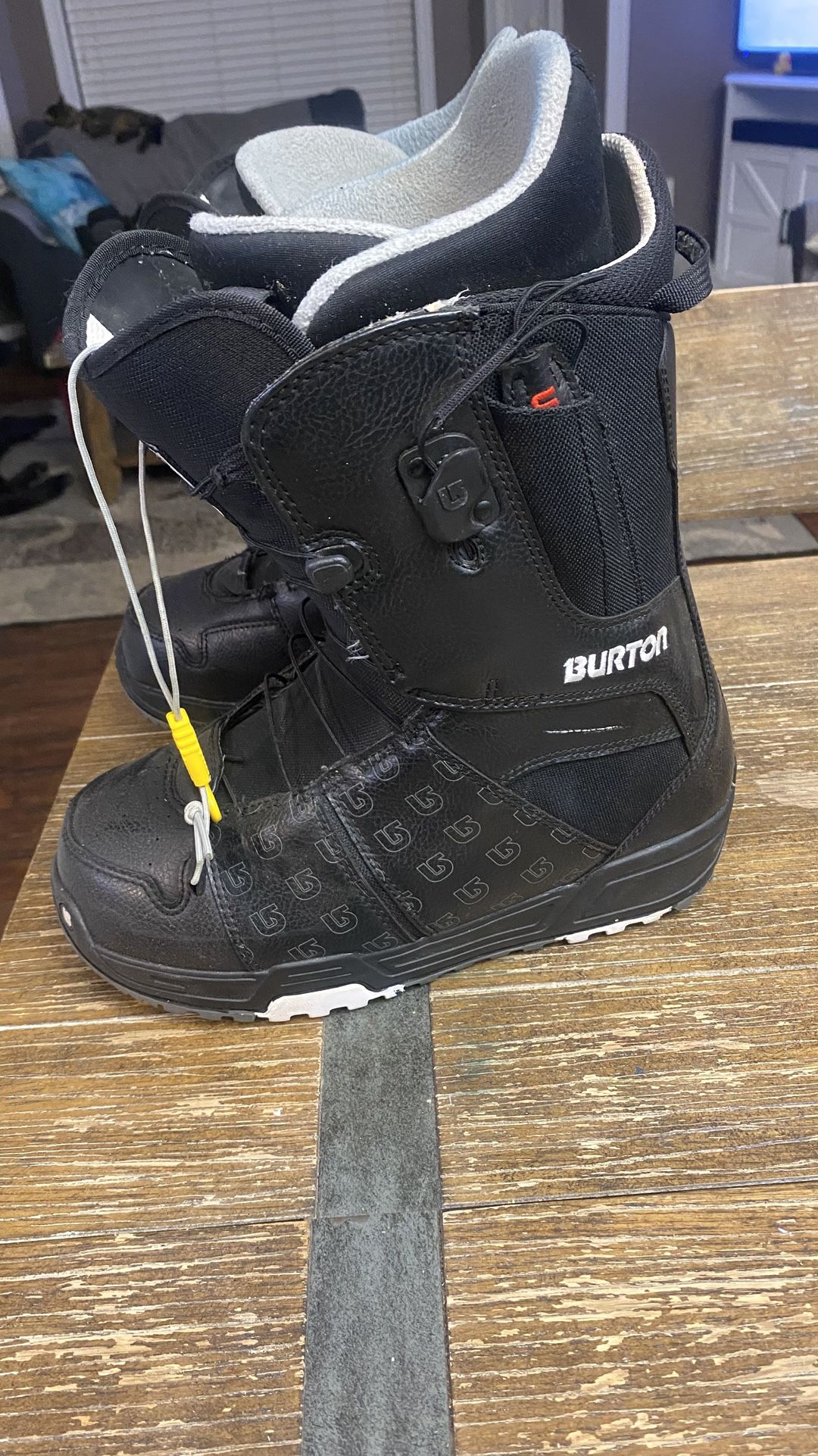 Snowboard Boots Mens Size 8
