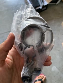 Shock mount for studio microphone