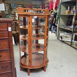 Display cabinet - retro style. No keys!