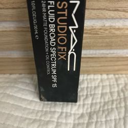 MAC Beauty foundation 