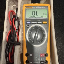 Fluke 179 Digital Multimeter
