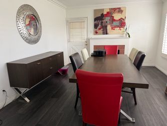 Vendo comedor con 6 sillas