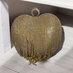 Elegant Gold Heart-Shaped Evening Bag 