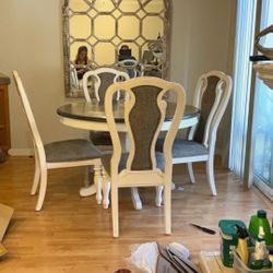 5 Piece Farm House Style Dinning Set 