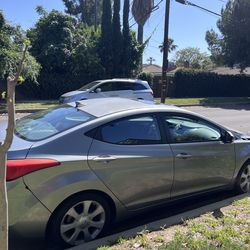 2012 Hyundai Elantra