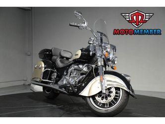 2022 Indian Motorcycle Springfield Black Metallic/Dirt Track Tan