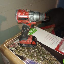 Milwaukee 18 Volt Drill