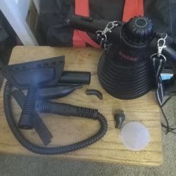 Singer Hand Steamer W/ Attachments