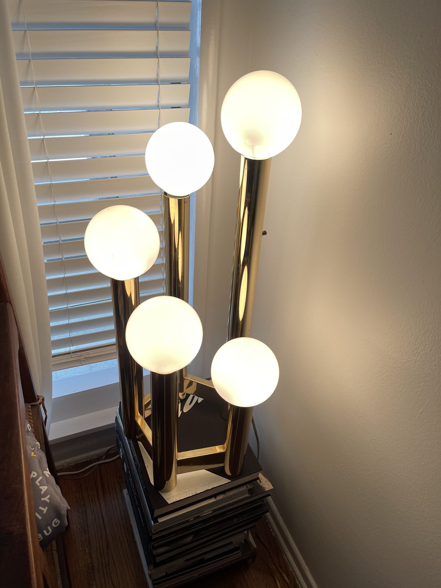 Vintage J.T Kalmar Globe Lamp