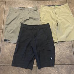 Men’s namebrand short size 28