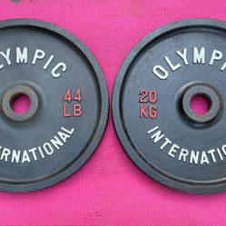 OLYMPIC INTERNATIONAL 20KG. / 44LB.  OLYMPIC PLATES