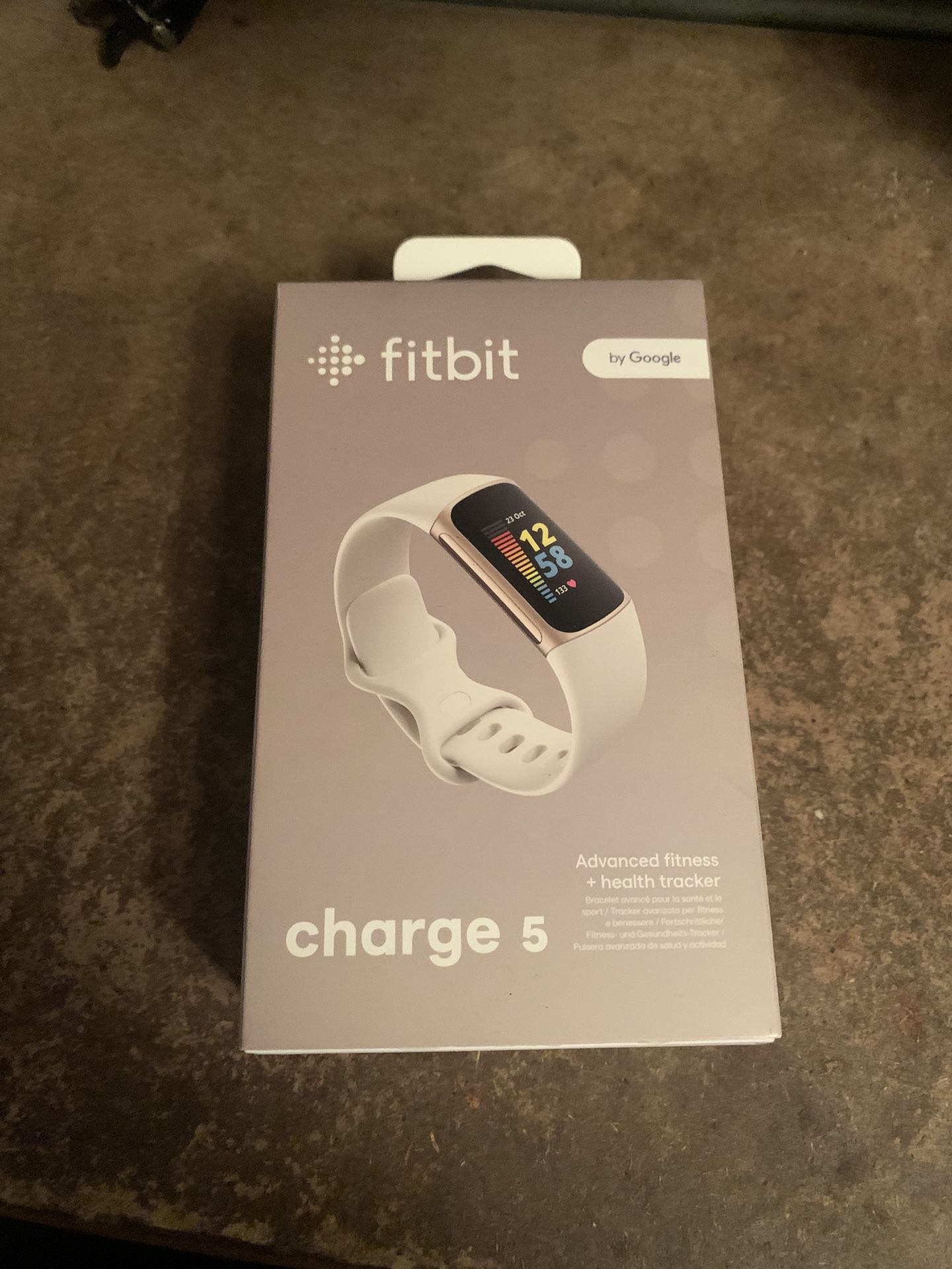 Fitbit Charge 5
