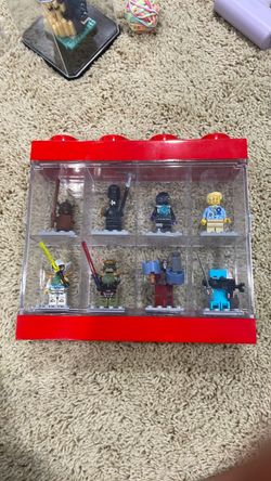 Lego figurine box
