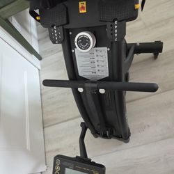 Cascade Rowing Machine 