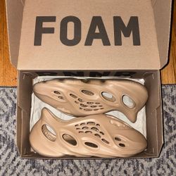 Yeezy Foam Runner “Ochre” Size 11