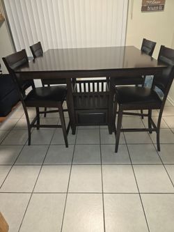 Kitchen table