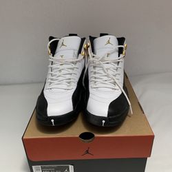 Air Jordan 12 Royalty