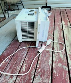 Window Air Conditioner Unit with Cord