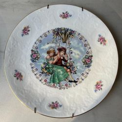 RARE FIND! VINTAGE "On A Swing" 1980 Love poems Plate from the Royal Doulton Victorian VALENTINES DAY Collector's plates