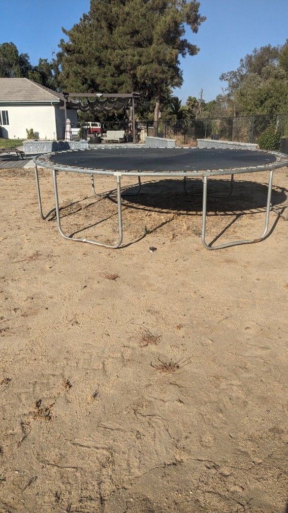 Trampoline