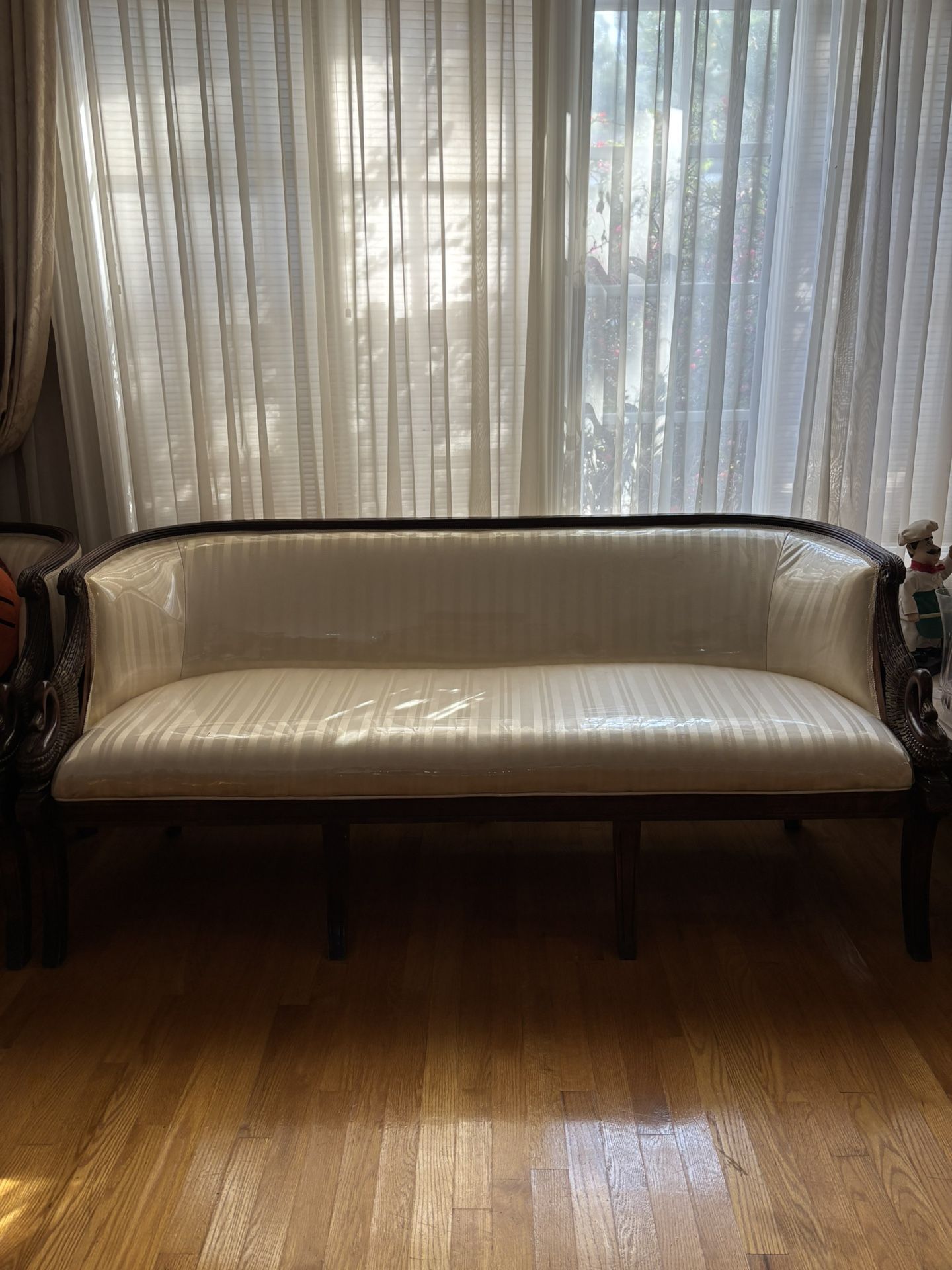 Couch Sofa & Table Set